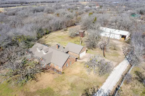 5145 Brown Ln, Fort Worth, TX 76140