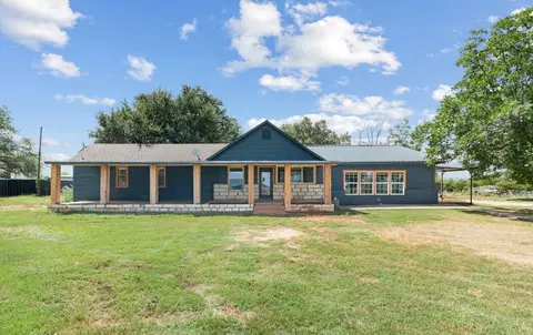 446 Gooseneck Cemetery Rd, Graham, TX 76450