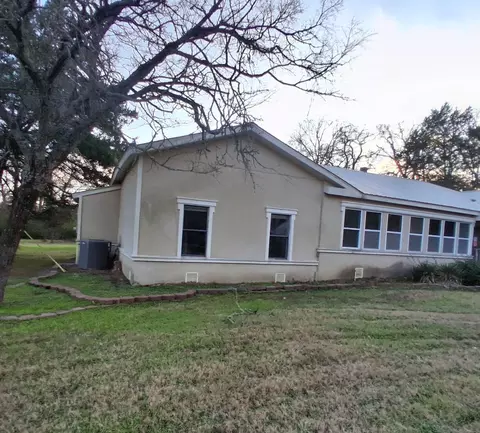 10070 Private Road 2333, Quinlan, TX 75474