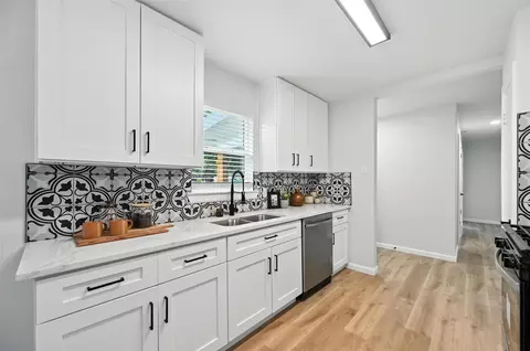 4132 Morgan Cir, North Richland Hills, TX 76180