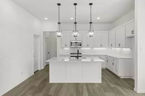 901 Janwood Dr, Plano, TX 75075