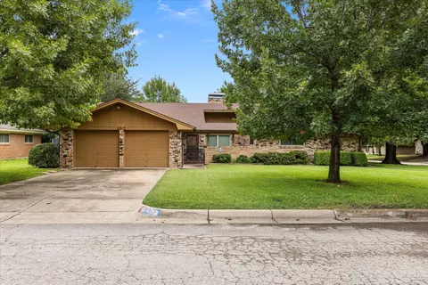 6013 Wisen Ave, Fort Worth, TX 76133