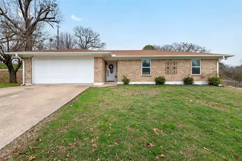 1831 W Monterey St, Denison, TX 75020