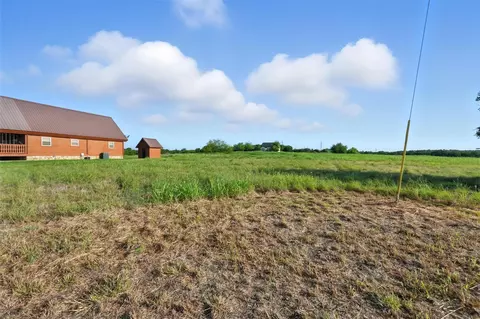 8457 Bruntsfield Loop Dr, Cleburne, TX 76033 photo 18