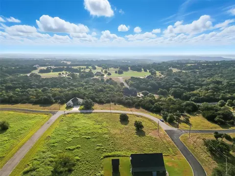 8457 Bruntsfield Loop Dr, Cleburne, TX 76033 photo 17