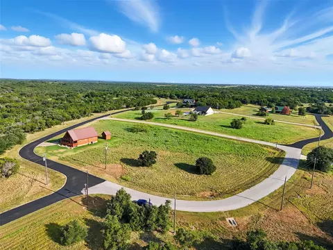 8457 Bruntsfield Loop Dr, Cleburne, TX 76033 photo 12