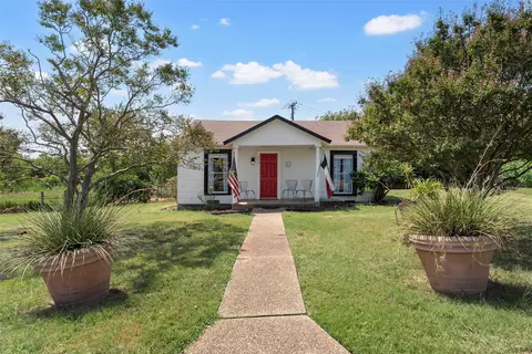 450 Illinois Ave, China Spring, TX 76633