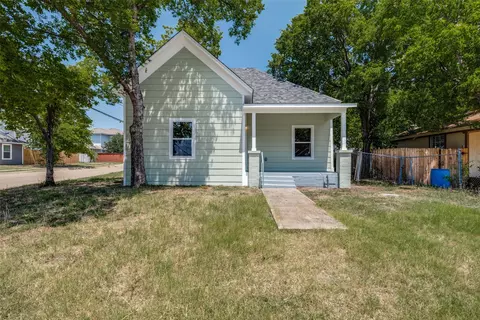 1601 E Cannon St, Fort Worth, TX 76104