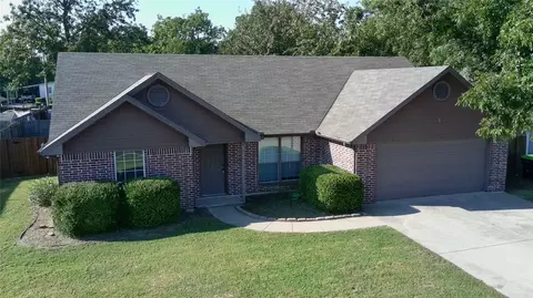 515 E Liberty St, Pilot Point, TX 76258