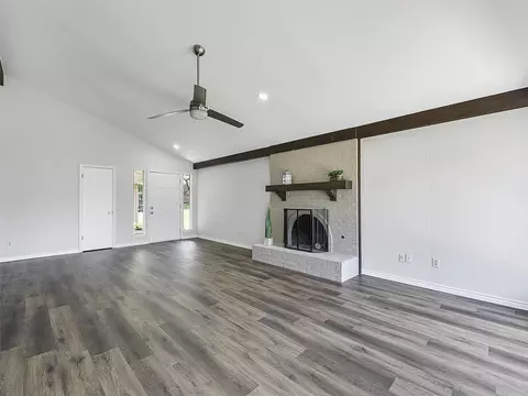 2013 E Collins Blvd, Richardson, TX 75081 photo 5
