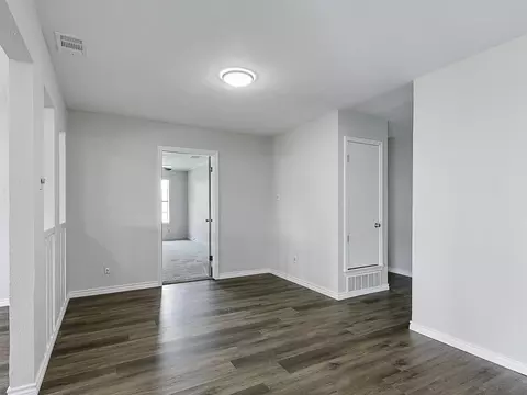 2013 E Collins Blvd, Richardson, TX 75081 photo 7