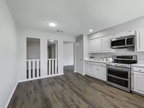 2013 E Collins Blvd, Richardson, TX 75081 photo 12