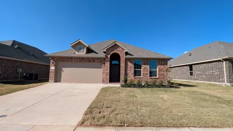 1316 Bristol Way, Granbury, TX 76048
