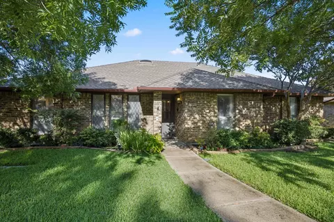 3225 Sugarbush Dr, Carrollton, TX 75007