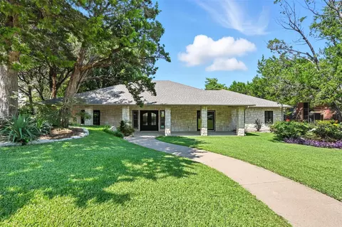 1917 Wood Dale Cir, Cedar Hill, TX 75104