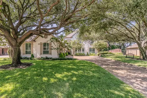 6810 Kennedy Dr, Colleyville, TX 76034