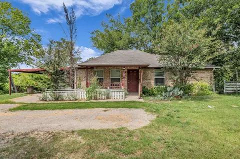 210 W Mary Lou St, Moody, TX 76557