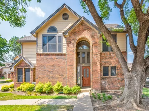 404 Santa Fe Trl #54, Irving, TX 75063
