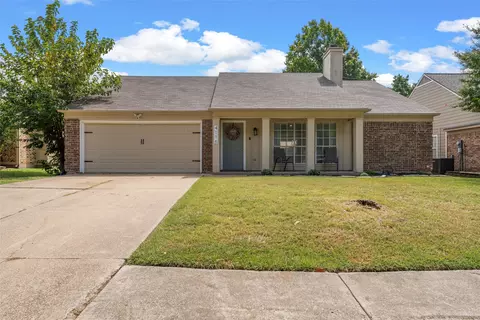 4116 Hathaway Dr, Grand Prairie, TX 75052