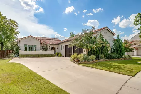 140 Pineland Pl, Fort Worth, TX 76114