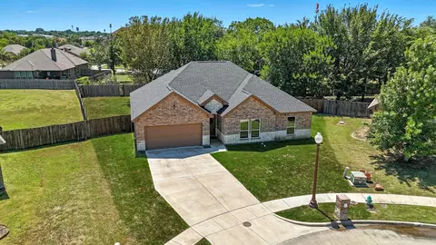 1601 Jupiter Ln, Ennis, TX 75119