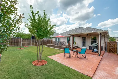 1208 Johnson Dr, Celina, TX 75009