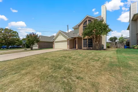 979 Meadow Cir N, Keller, TX 76248