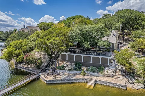 169 Pam Dr, Chico, TX 76431
