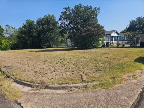 944 Holt Ave, Waco, TX 76706