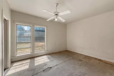 Bedroom - 222 East Farish Ave, Rosebud, TX 76570 photo 2 of 3