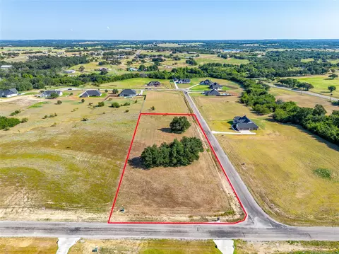 1016 Lilly Ln, Weatherford, TX 76088