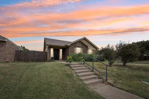 4791 Wineberry Dr, Fort Worth, TX 76137