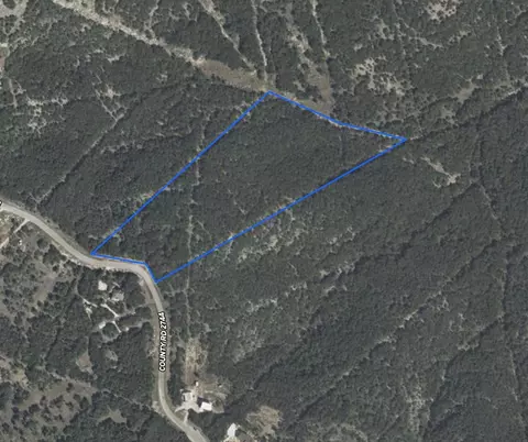 668 County Road 2744, Mico, TX 78056