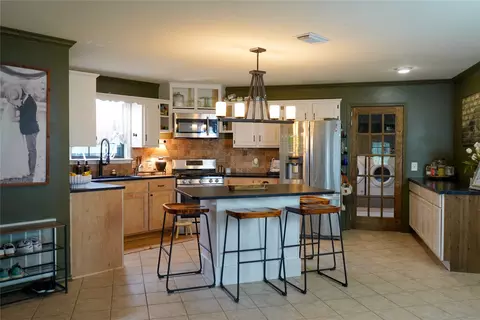 491 32505 Rd, Paris, TX 75460