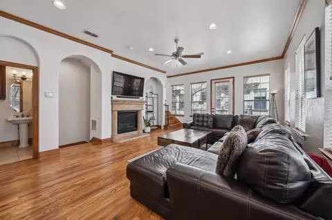 1012 Pavillion St, Dallas, TX 75204