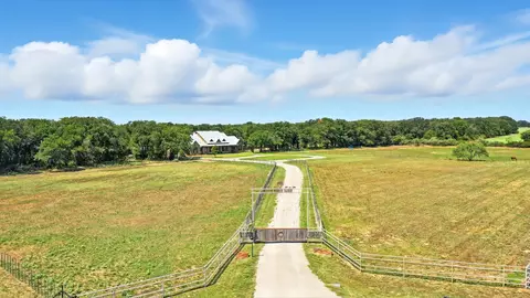 840 Pritchard Ln, Brock, TX 76087