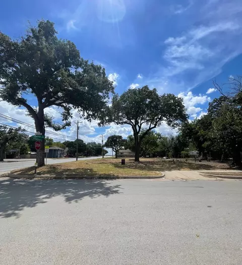 1301 Lagonda Ave, Fort Worth, TX 76164