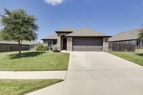 7200 Windy Ridge Dr, Fort Worth, TX 76123