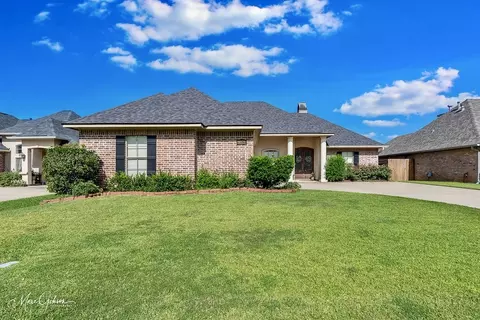 9028 Hayden Dr, Shreveport, LA 71106