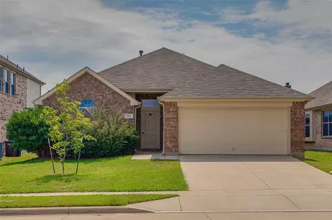 321 Mystic River Trl, Fort Worth, TX 76131