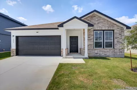 309 Jills Path, Seguin, TX 78155