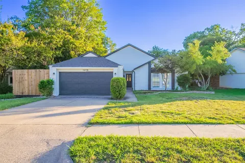 1216 Baxter Dr, Plano, TX 75025