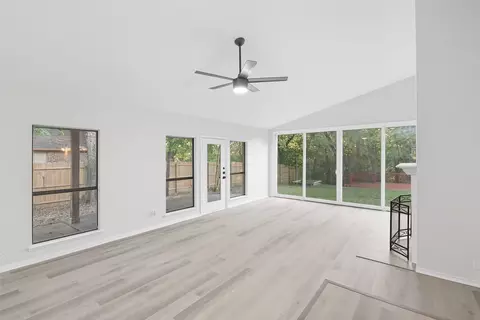 Living - 1216 Baxter Dr, Plano, TX 75025 photo 2 of 5