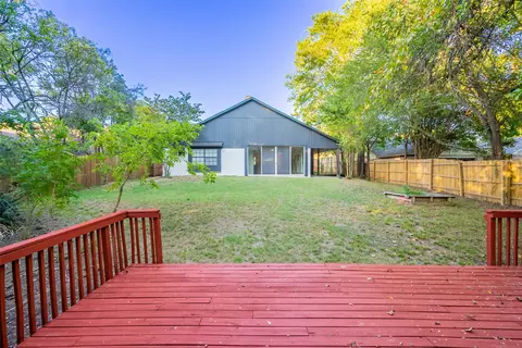 Exterior - 1216 Baxter Dr, Plano, TX 75025 photo 4 of 6