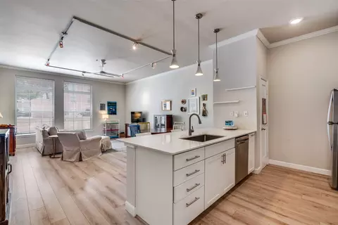 2305 Worthington St #104, Dallas, TX 75204