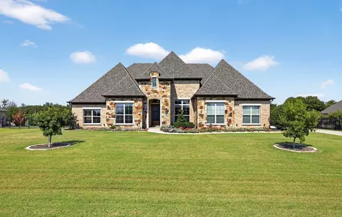 4513 Donnoli Dr, Flower Mound, TX 75022