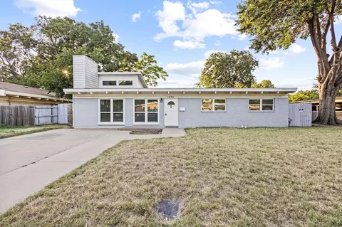 1905 Salem St, Irving, TX 75061