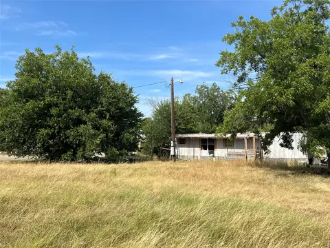 807 E 9th St, Coleman, TX 76834 photo 10