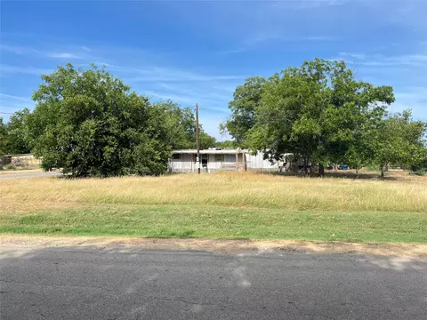 807 E 9th St, Coleman, TX 76834 photo 15
