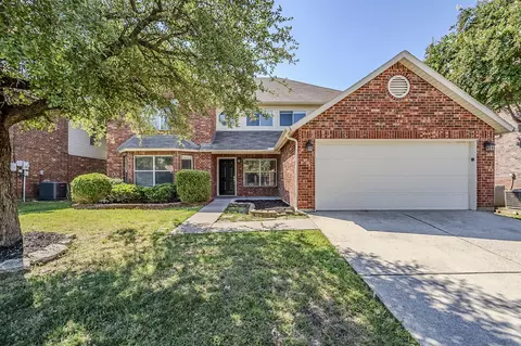 204 Kissimmee Dr, Arlington, TX 76002